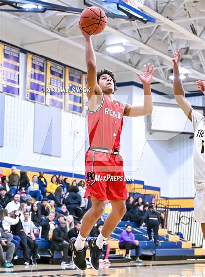 Thumbnail 2 in Reading @ Muhlenberg photogallery.