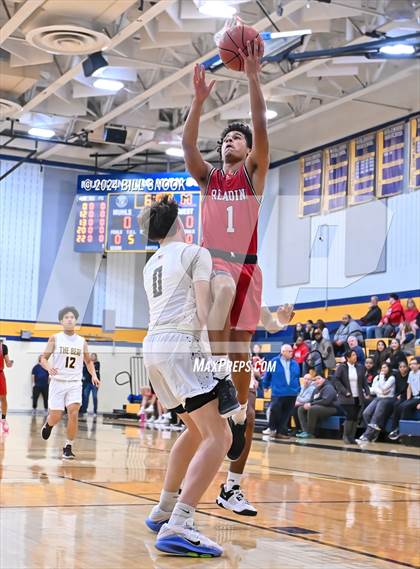 Thumbnail 1 in Reading @ Muhlenberg photogallery.