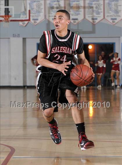 Thumbnail 3 in Salesian vs. St. Mary's (CIF NorCal D4 Final) photogallery.