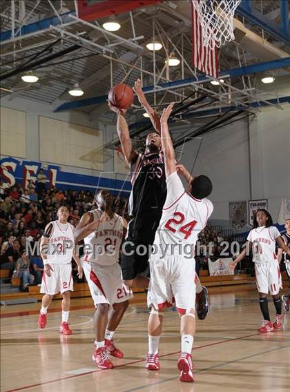 Thumbnail 3 in Salesian vs. St. Mary's (CIF NorCal D4 Final) photogallery.