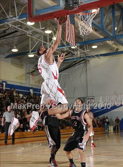 Thumbnail 1 in Salesian vs. St. Mary's (CIF NorCal D4 Final) photogallery.