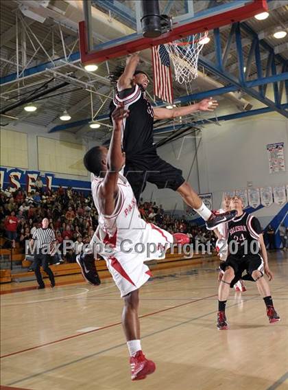 Thumbnail 3 in Salesian vs. St. Mary's (CIF NorCal D4 Final) photogallery.