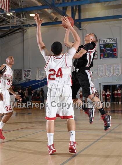 Thumbnail 1 in Salesian vs. St. Mary's (CIF NorCal D4 Final) photogallery.
