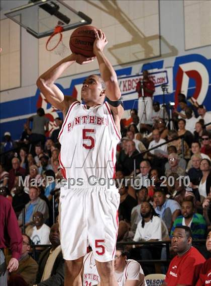 Thumbnail 1 in Salesian vs. St. Mary's (CIF NorCal D4 Final) photogallery.