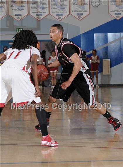 Thumbnail 1 in Salesian vs. St. Mary's (CIF NorCal D4 Final) photogallery.