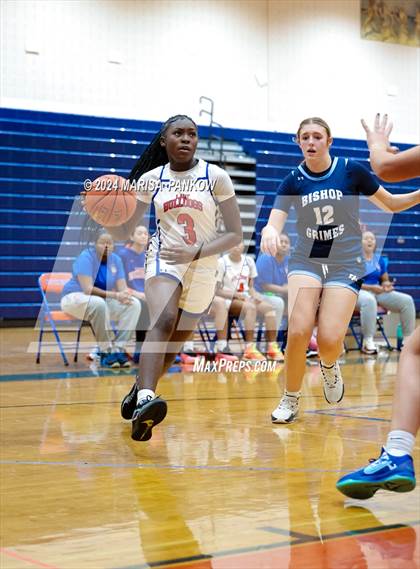 Thumbnail 2 in Bishop Grimes vs Nottingham photogallery.