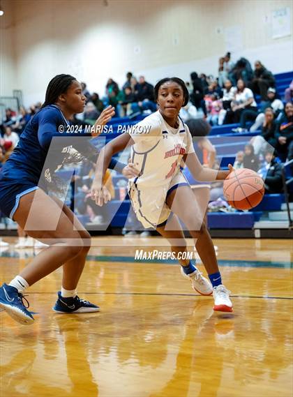 Thumbnail 3 in Bishop Grimes vs Nottingham photogallery.