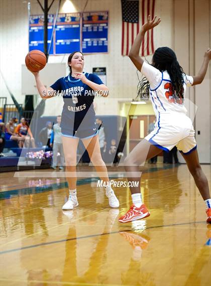 Thumbnail 1 in Bishop Grimes vs Nottingham photogallery.