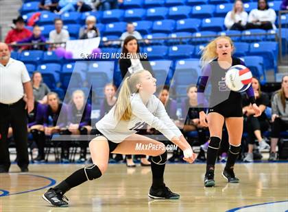 Thumbnail 3 in Bentonville vs. Fayetteville (AAA 7A 3rd Round Playoff) photogallery.