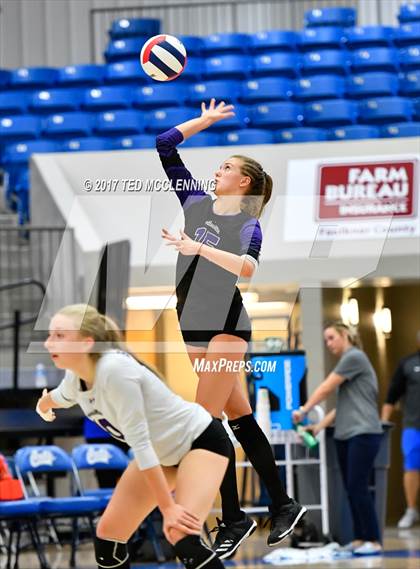 Thumbnail 2 in Bentonville vs. Fayetteville (AAA 7A 3rd Round Playoff) photogallery.