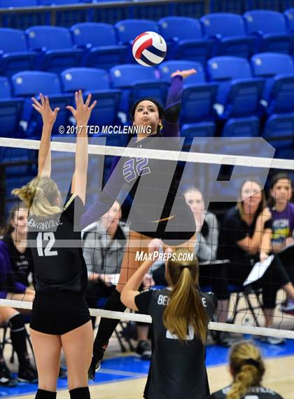 Thumbnail 1 in Bentonville vs. Fayetteville (AAA 7A 3rd Round Playoff) photogallery.