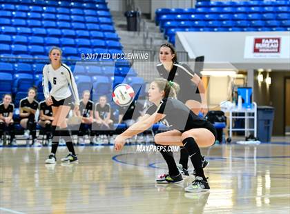 Thumbnail 1 in Bentonville vs. Fayetteville (AAA 7A 3rd Round Playoff) photogallery.