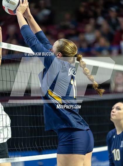 Thumbnail 3 in Hedgesville vs. George Washington (WVSSAC Class AAAA Quarterfinal) photogallery.