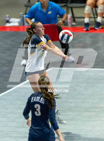 Thumbnail 2 in Hedgesville vs. George Washington (WVSSAC Class AAAA Quarterfinal) photogallery.