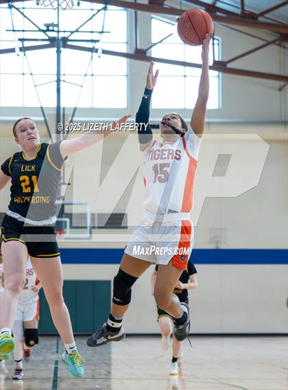 Thumbnail 1 in Lick-Wilmerding vs. Arcata (West Coast Jamboree) photogallery.
