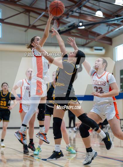 Thumbnail 2 in Lick-Wilmerding vs. Arcata (West Coast Jamboree) photogallery.
