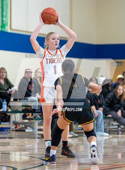Thumbnail 2 in Lick-Wilmerding vs. Arcata (West Coast Jamboree) photogallery.