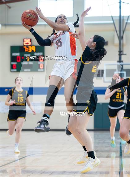 Thumbnail 2 in Lick-Wilmerding vs. Arcata (West Coast Jamboree) photogallery.