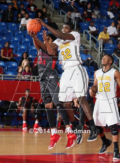 Thumbnail 2 in Triple A Academy vs. Bishop Dunne (Thanksgiving Hoppfest) photogallery.
