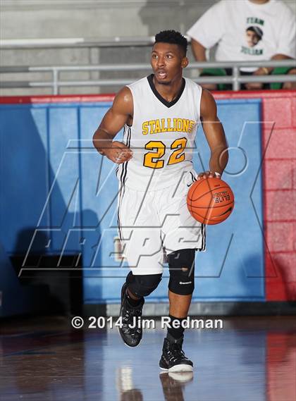 Thumbnail 2 in Triple A Academy vs. Bishop Dunne (Thanksgiving Hoppfest) photogallery.