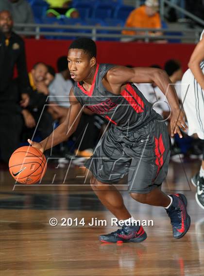 Thumbnail 3 in Triple A Academy vs. Bishop Dunne (Thanksgiving Hoppfest) photogallery.