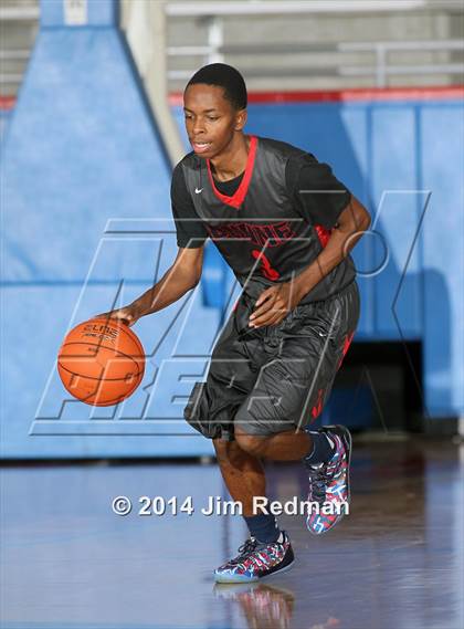 Thumbnail 3 in Triple A Academy vs. Bishop Dunne (Thanksgiving Hoppfest) photogallery.