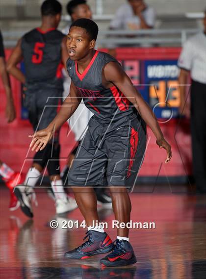 Thumbnail 3 in Triple A Academy vs. Bishop Dunne (Thanksgiving Hoppfest) photogallery.