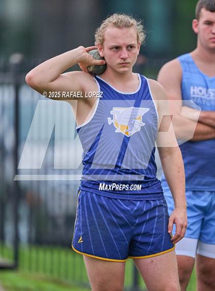 Thumbnail 2 in Northland Christian Relays (Shot Put) photogallery.
