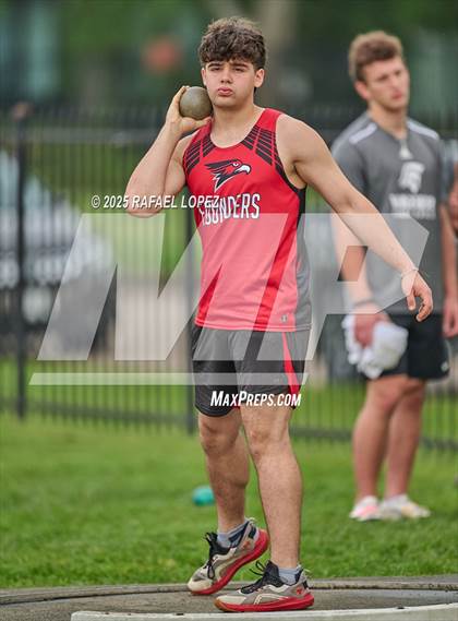 Thumbnail 1 in Northland Christian Relays (Shot Put) photogallery.