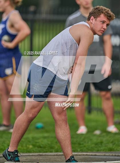 Thumbnail 3 in Northland Christian Relays (Shot Put) photogallery.