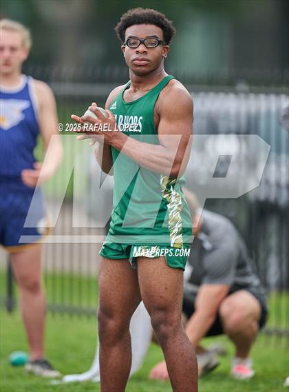 Thumbnail 1 in Northland Christian Relays (Shot Put) photogallery.