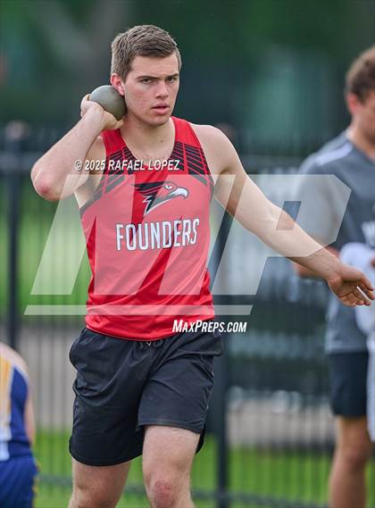 Thumbnail 2 in Northland Christian Relays (Shot Put) photogallery.