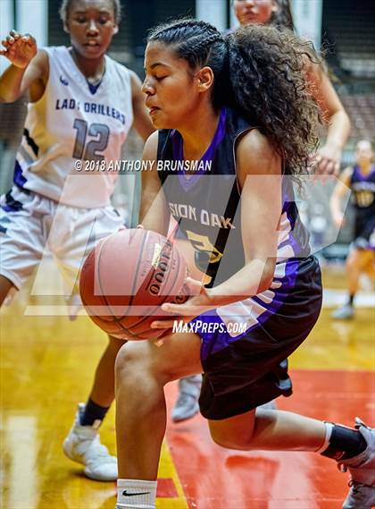 Thumbnail 1 in Bakersfield vs. Mission Oak (CIF CS D2 Final) photogallery.