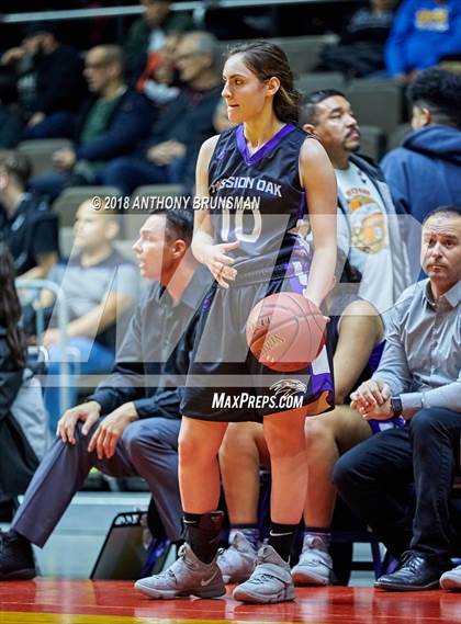 Thumbnail 2 in Bakersfield vs. Mission Oak (CIF CS D2 Final) photogallery.