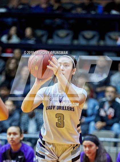 Thumbnail 3 in Bakersfield vs. Mission Oak (CIF CS D2 Final) photogallery.