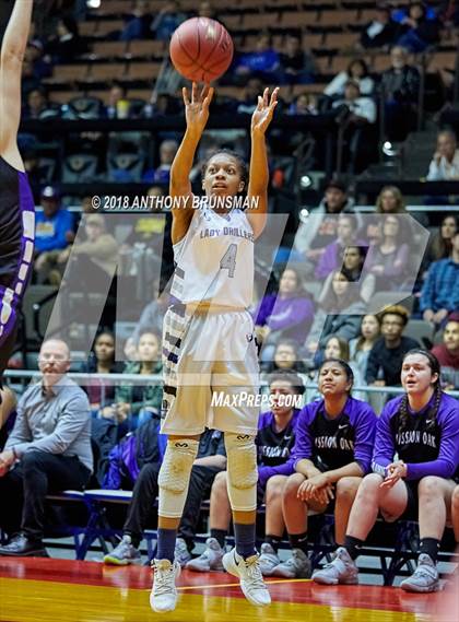Thumbnail 3 in Bakersfield vs. Mission Oak (CIF CS D2 Final) photogallery.
