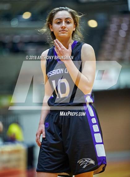 Thumbnail 1 in Bakersfield vs. Mission Oak (CIF CS D2 Final) photogallery.