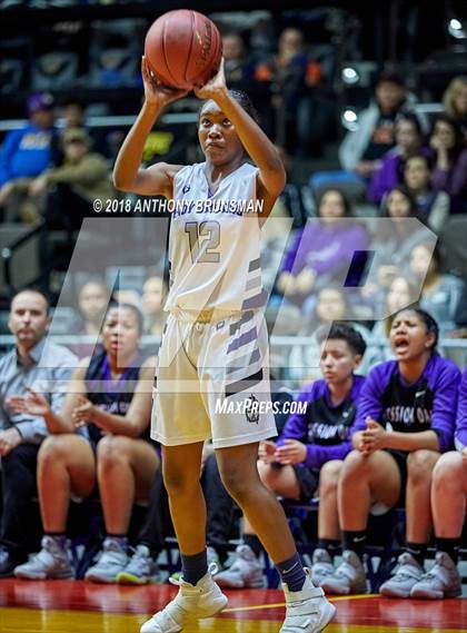 Thumbnail 1 in Bakersfield vs. Mission Oak (CIF CS D2 Final) photogallery.