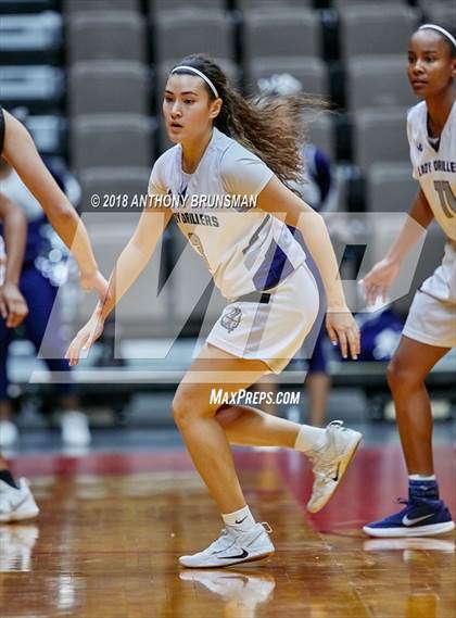 Thumbnail 1 in Bakersfield vs. Mission Oak (CIF CS D2 Final) photogallery.