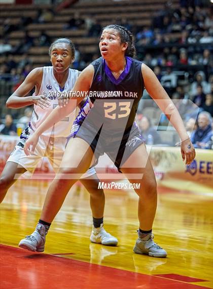 Thumbnail 2 in Bakersfield vs. Mission Oak (CIF CS D2 Final) photogallery.