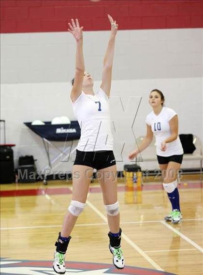Thumbnail 2 in Elkins vs Arlington (Nike Volleyball Classic) photogallery.