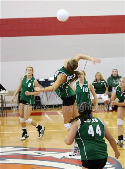 Thumbnail 2 in Elkins vs Arlington (Nike Volleyball Classic) photogallery.