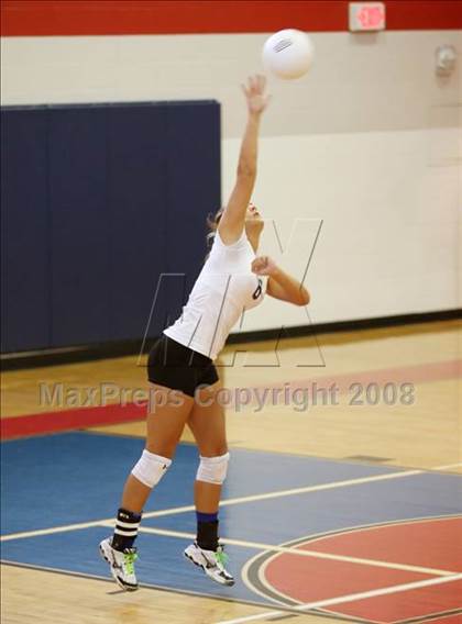 Thumbnail 3 in Elkins vs Arlington (Nike Volleyball Classic) photogallery.
