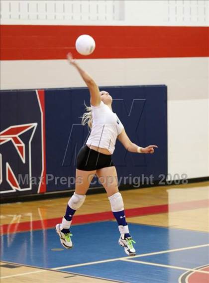 Thumbnail 3 in Elkins vs Arlington (Nike Volleyball Classic) photogallery.