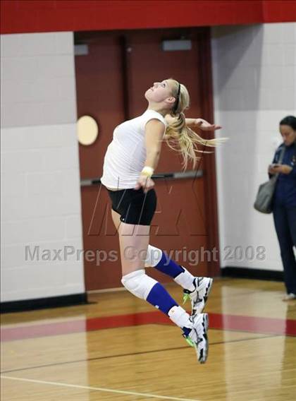 Thumbnail 3 in Elkins vs Arlington (Nike Volleyball Classic) photogallery.