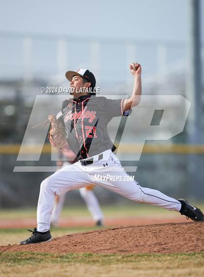 Thumbnail 3 in Greeley Central @ Windsor photogallery.