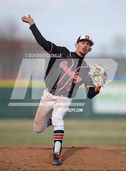 Thumbnail 3 in Greeley Central @ Windsor photogallery.