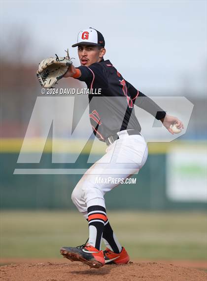 Thumbnail 3 in Greeley Central @ Windsor photogallery.
