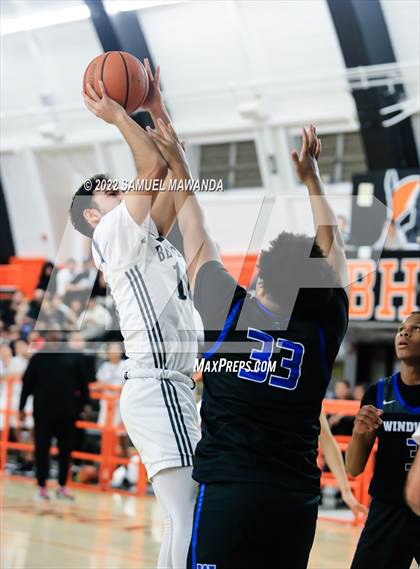 Thumbnail 3 in Beverly Hills vs Windward (Beverly Hills Tournament) photogallery.