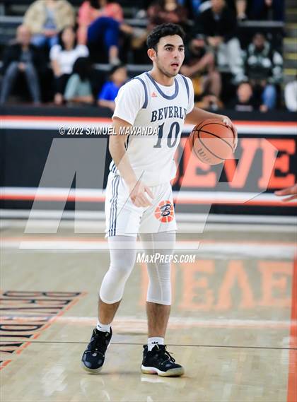 Thumbnail 2 in Beverly Hills vs Windward (Beverly Hills Tournament) photogallery.